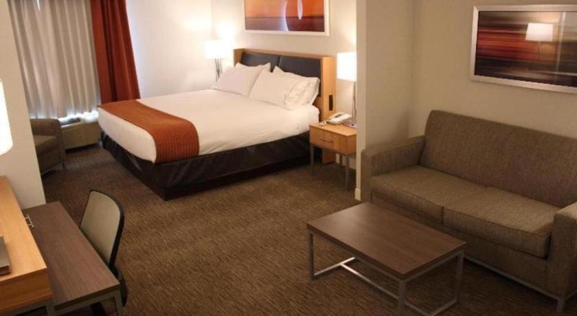Holiday Inn Express Munising-Lakeview Hotel By Ihg Екстериор снимка