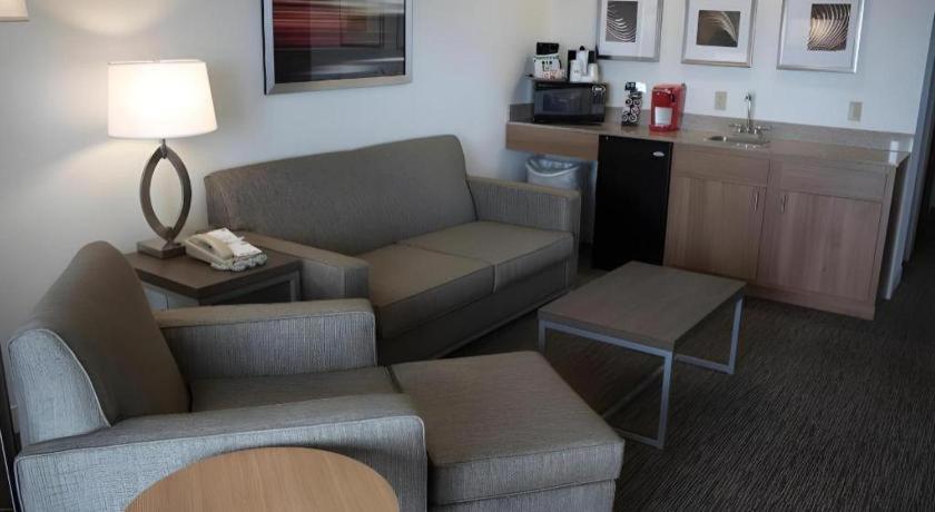 Holiday Inn Express Munising-Lakeview Hotel By Ihg Екстериор снимка