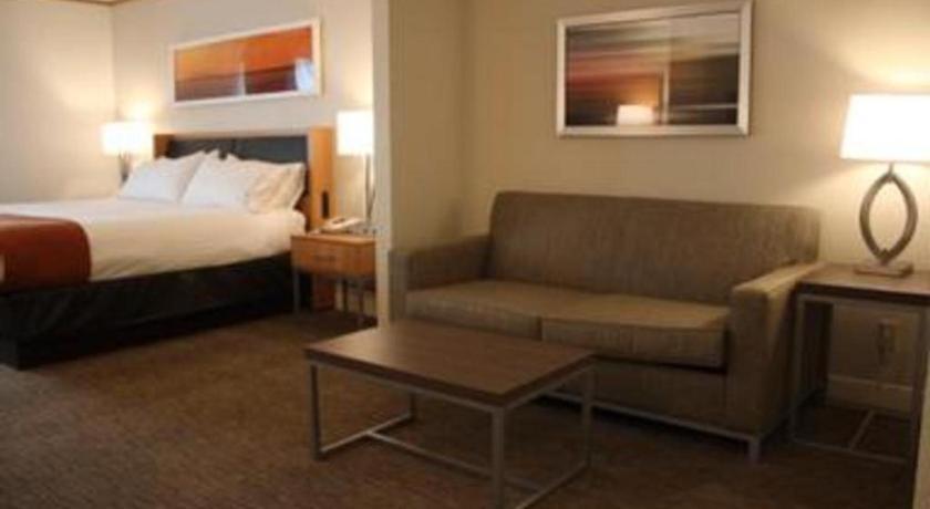 Holiday Inn Express Munising-Lakeview Hotel By Ihg Екстериор снимка