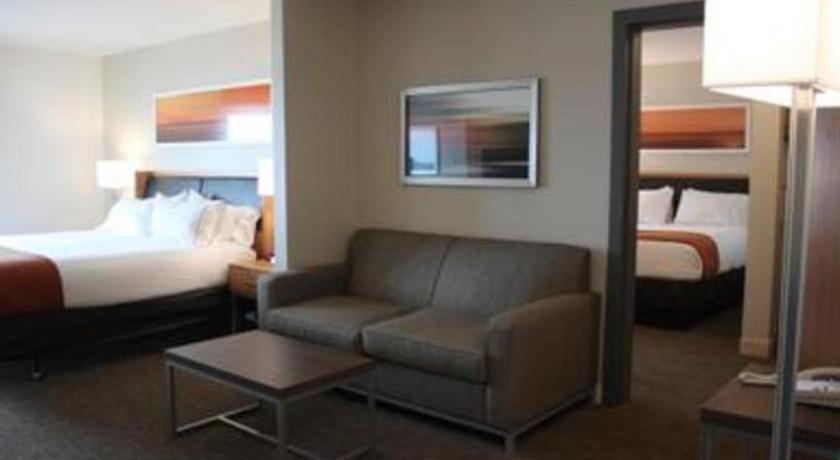 Holiday Inn Express Munising-Lakeview Hotel By Ihg Екстериор снимка