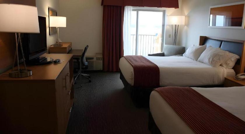 Holiday Inn Express Munising-Lakeview Hotel By Ihg Екстериор снимка
