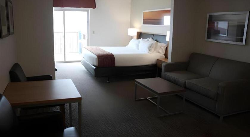 Holiday Inn Express Munising-Lakeview Hotel By Ihg Екстериор снимка